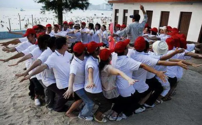 適合武漢戶外團(tuán)建的活動(dòng)——女皇圈